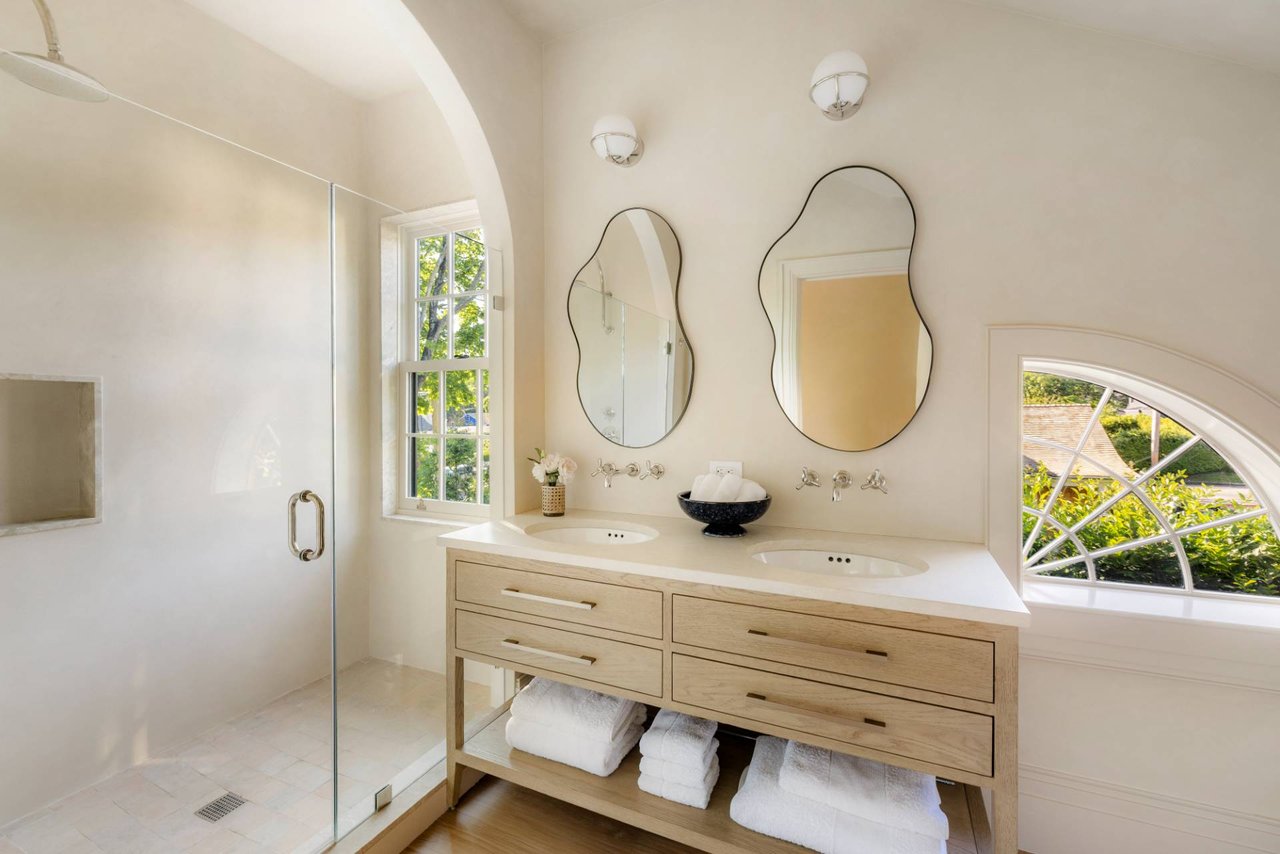 207 Madison Street, Sag Harbor