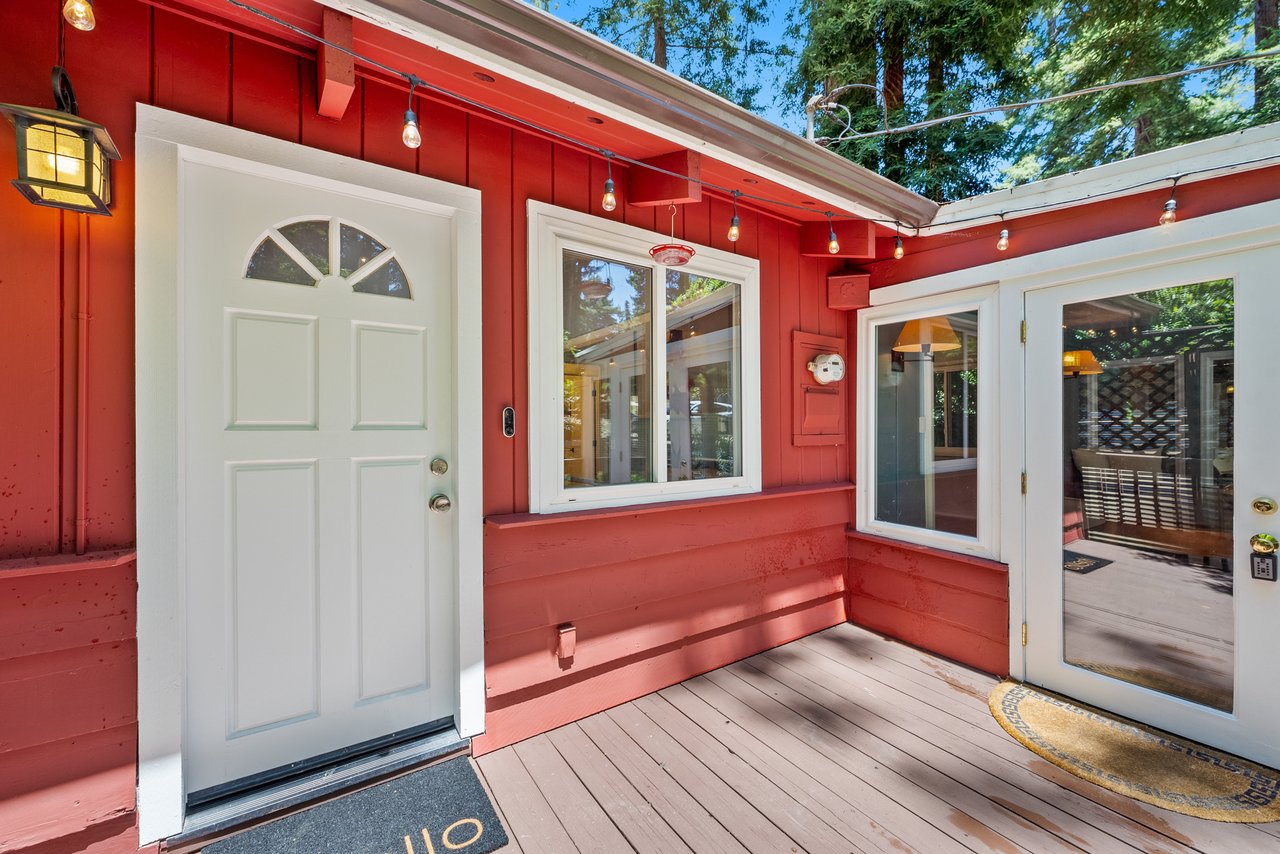 620 Knoll Way, Felton