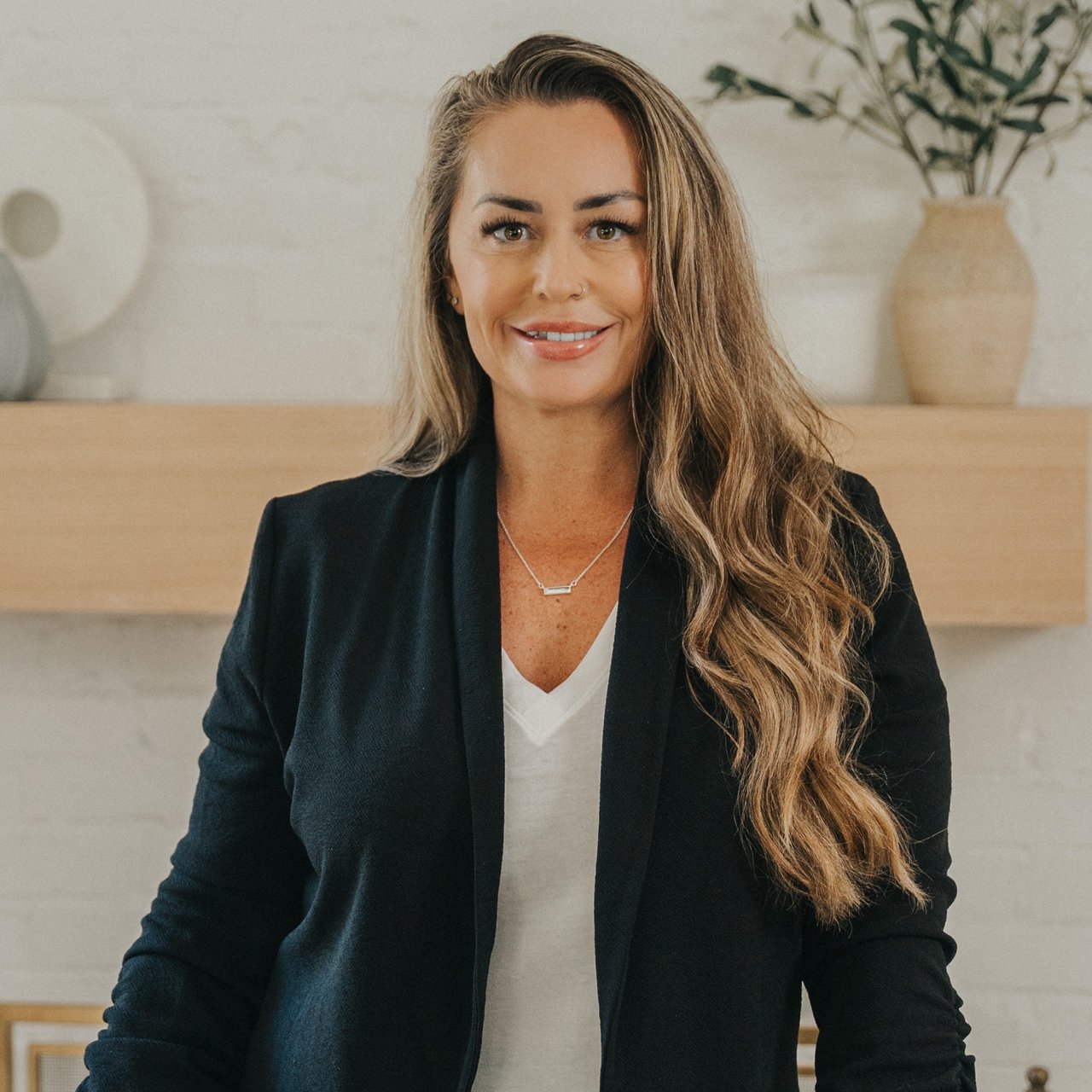 Stacy Buchheit Claremont, CA Real Estate Agent Headshot