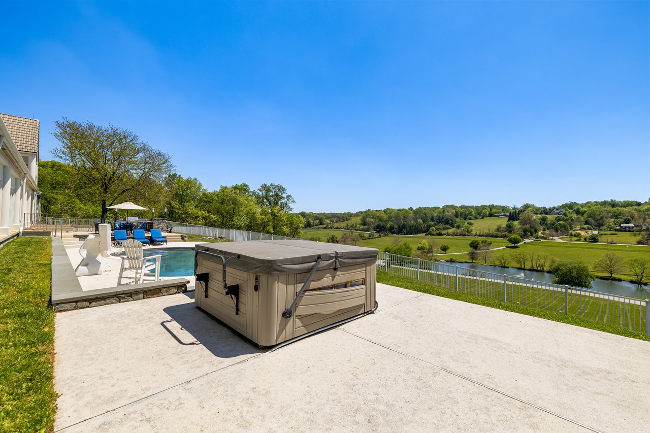 55 Acre Monkton Estate Farm