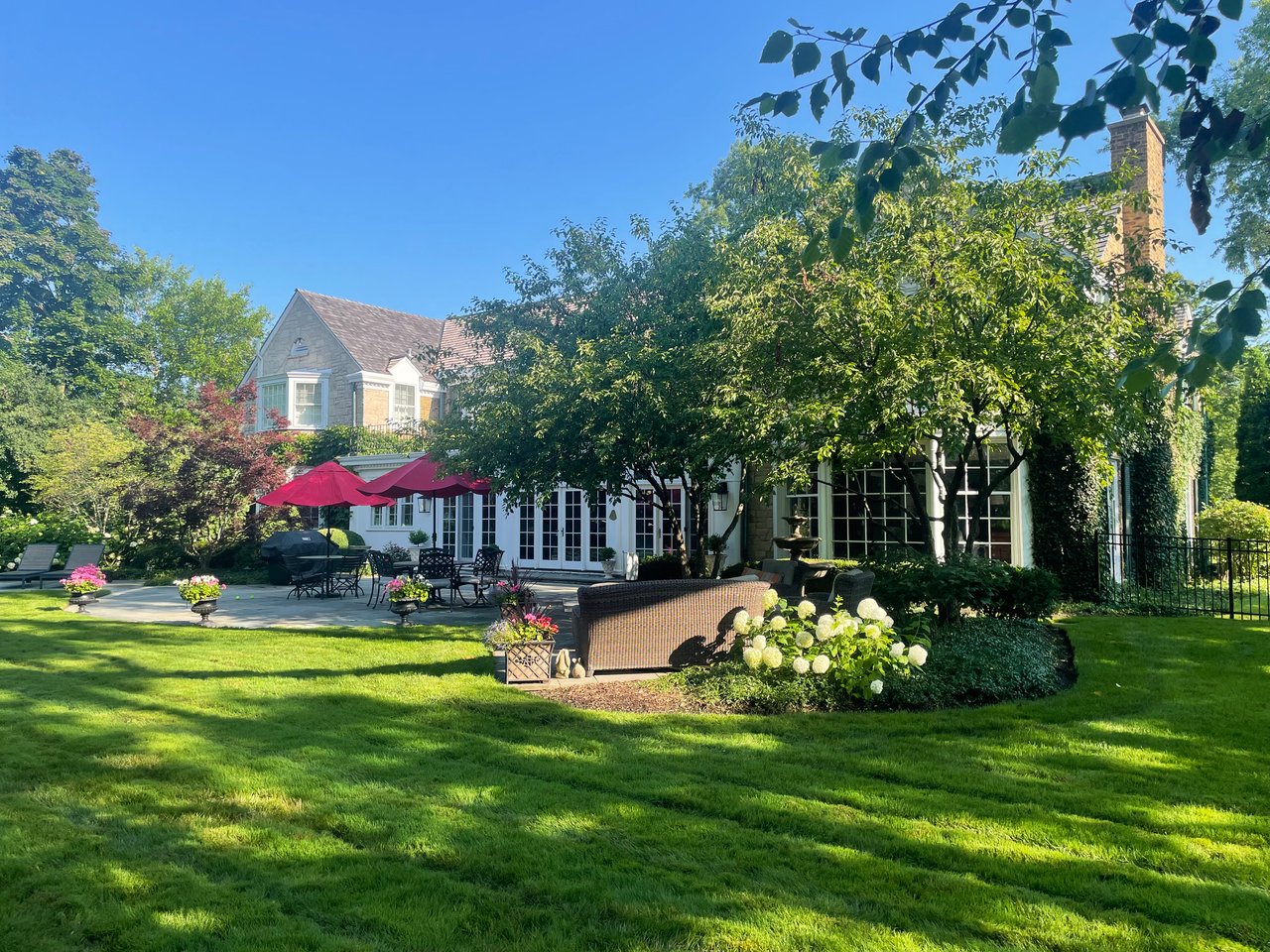 965 Castlegate Court