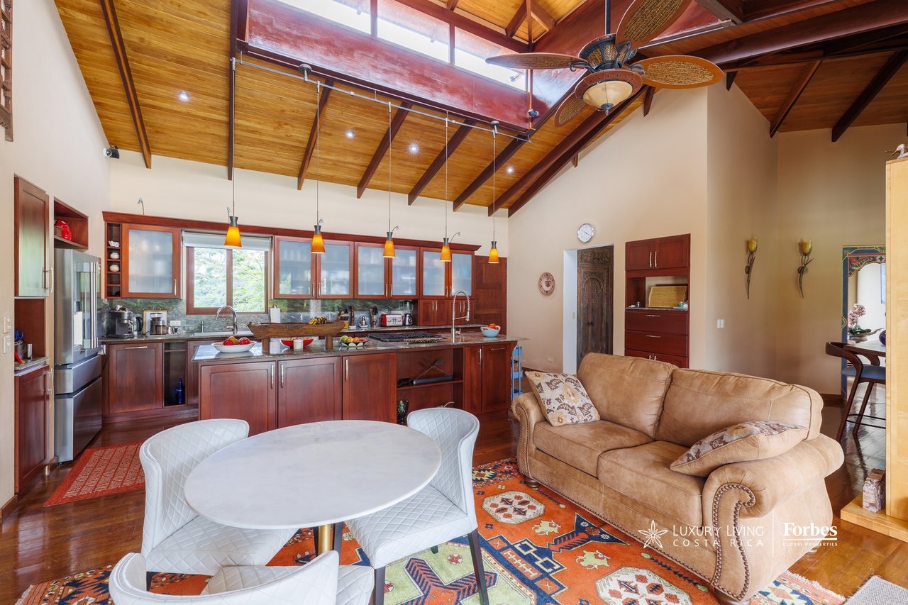 21470 - The Atenas Estate: Residencia de Lujo en Venta en Atenas