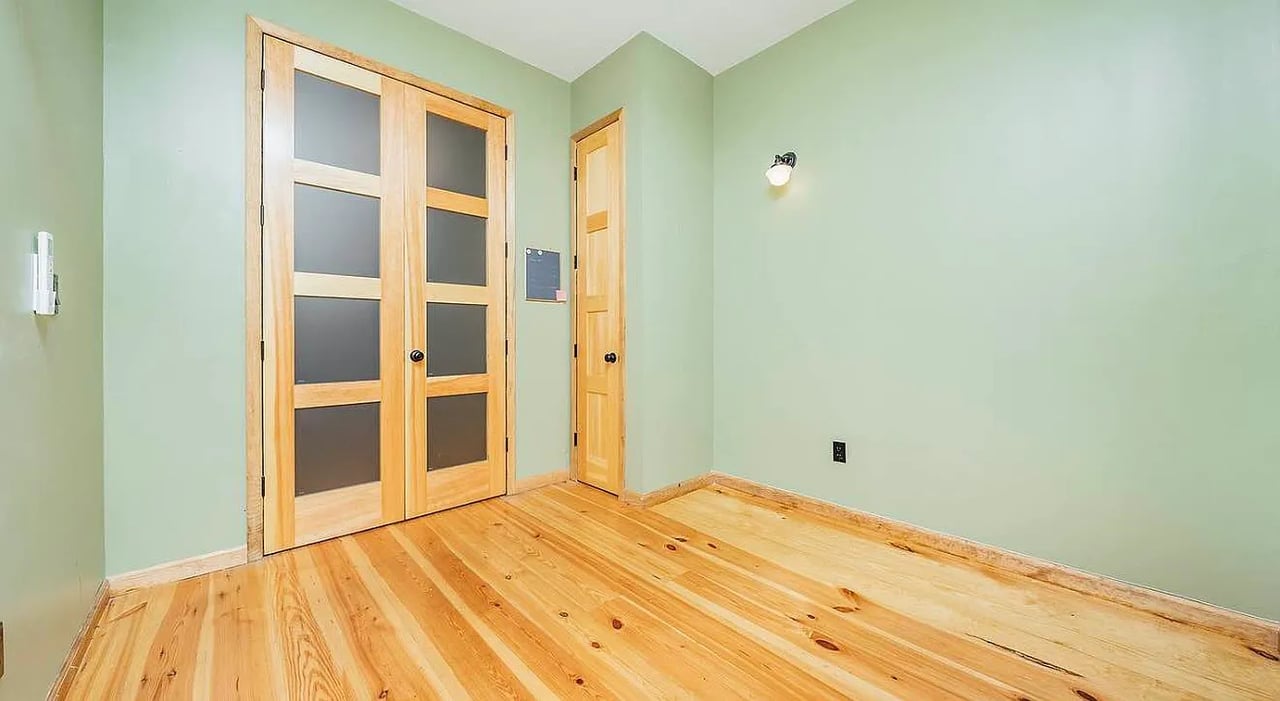 204 Starr St 2R