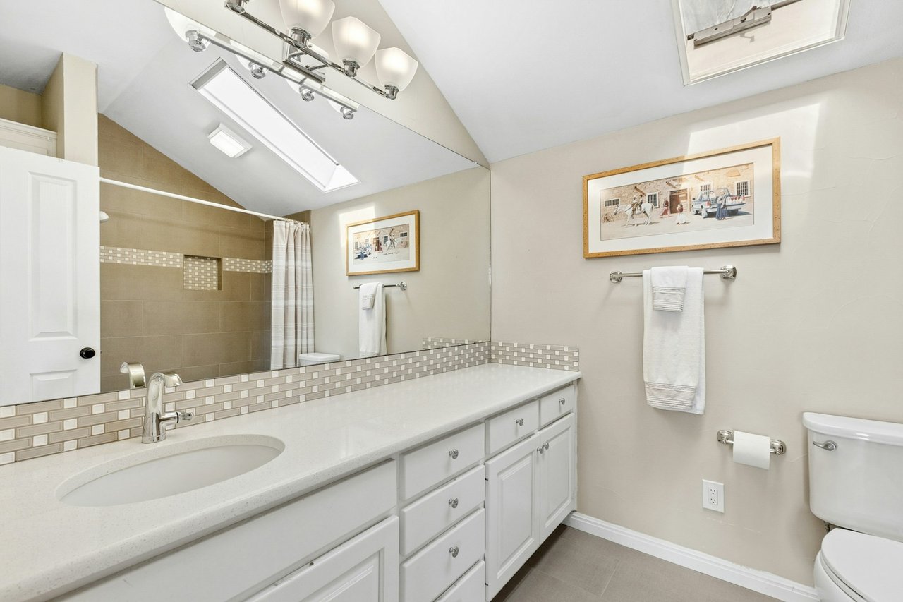 Westlake Area Property Available With City Views!