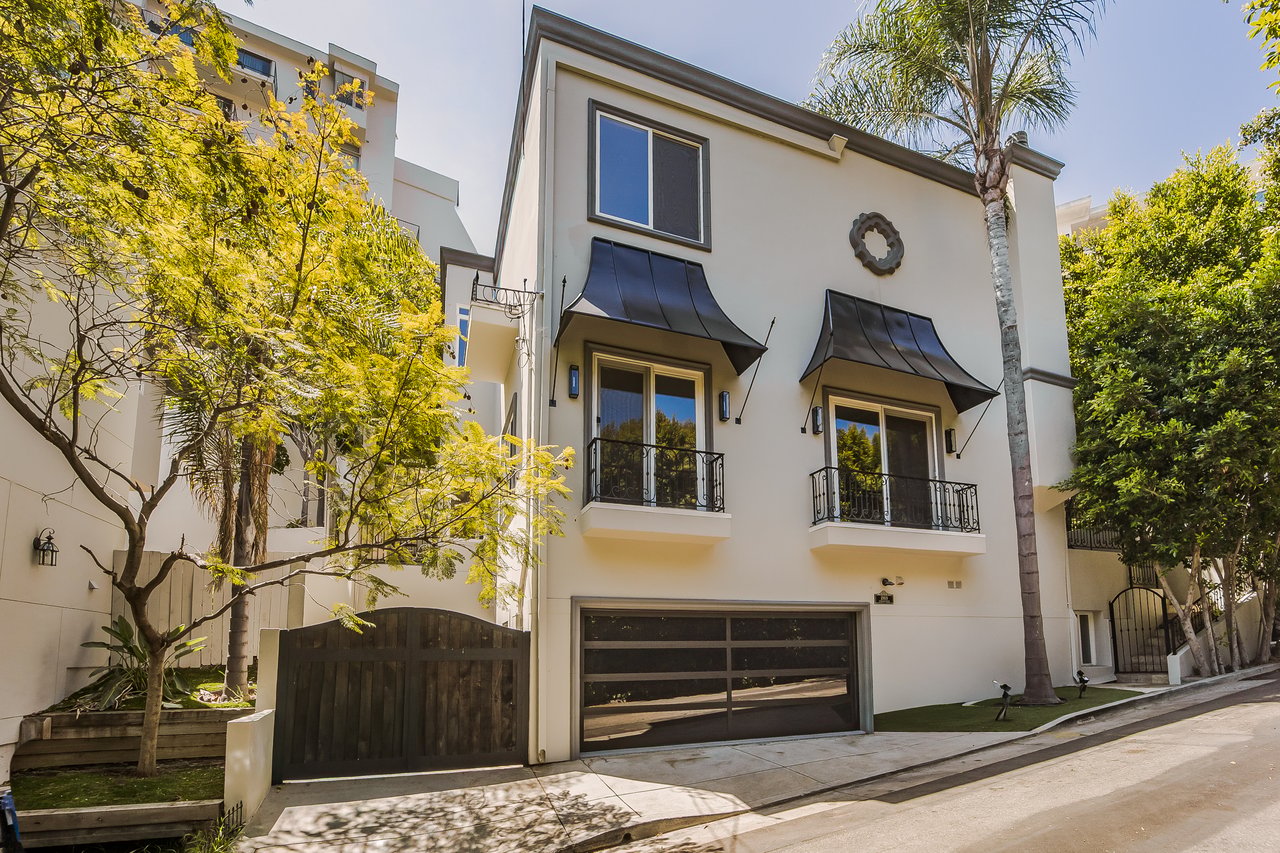 1969 Curson Pl, Hollywood Hills 