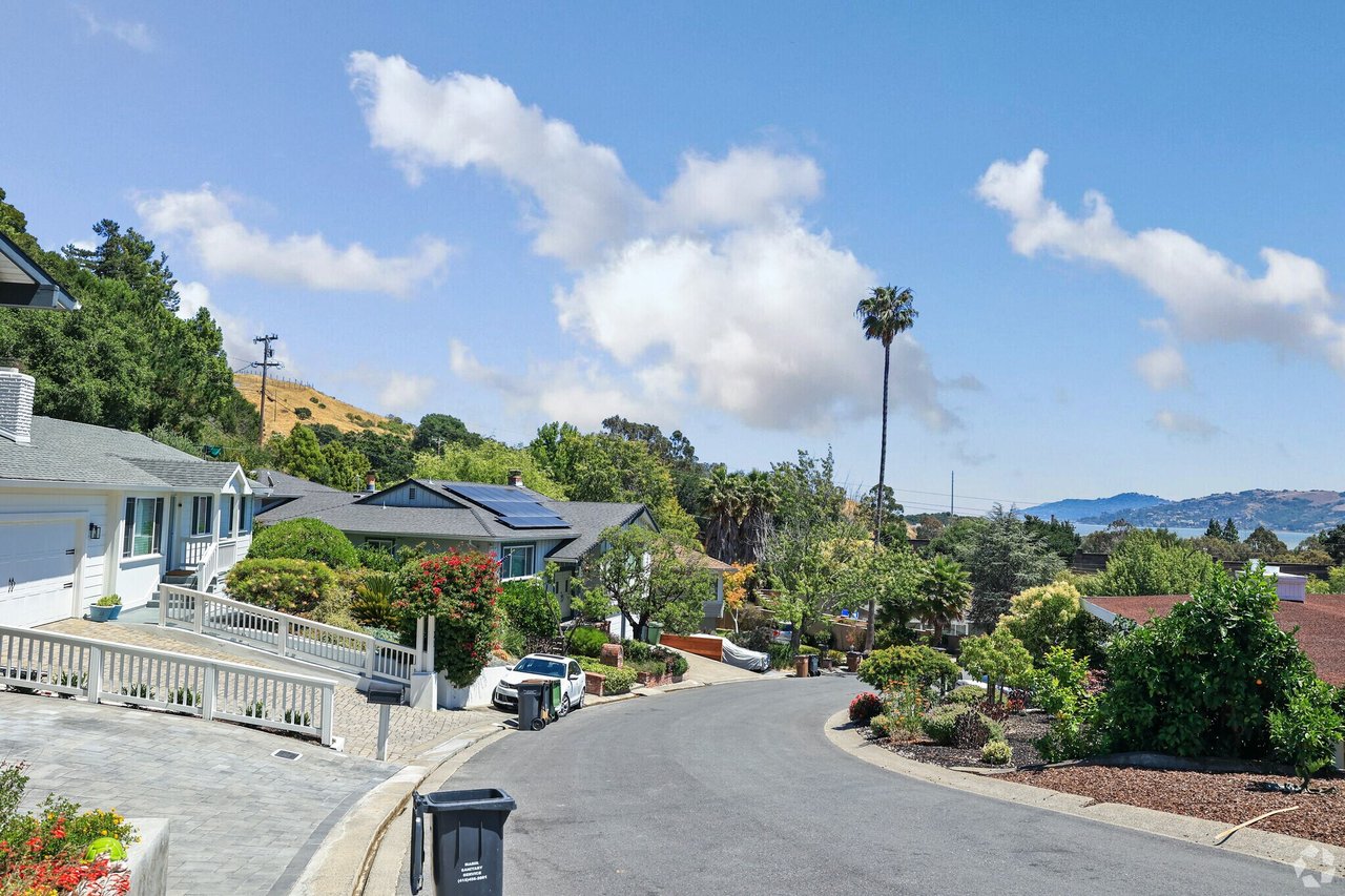 The Hill That Splits Bret Harte Into Two Housing Markets