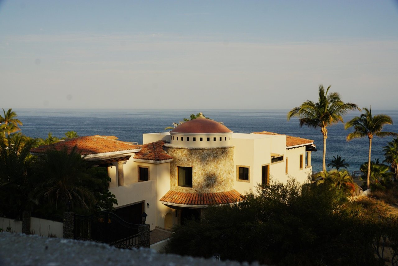 Calle Tiburon, Hacienda Palmilla San Jose Corridor