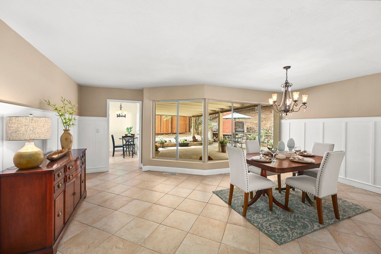 3840 Canyon Way, Martinez