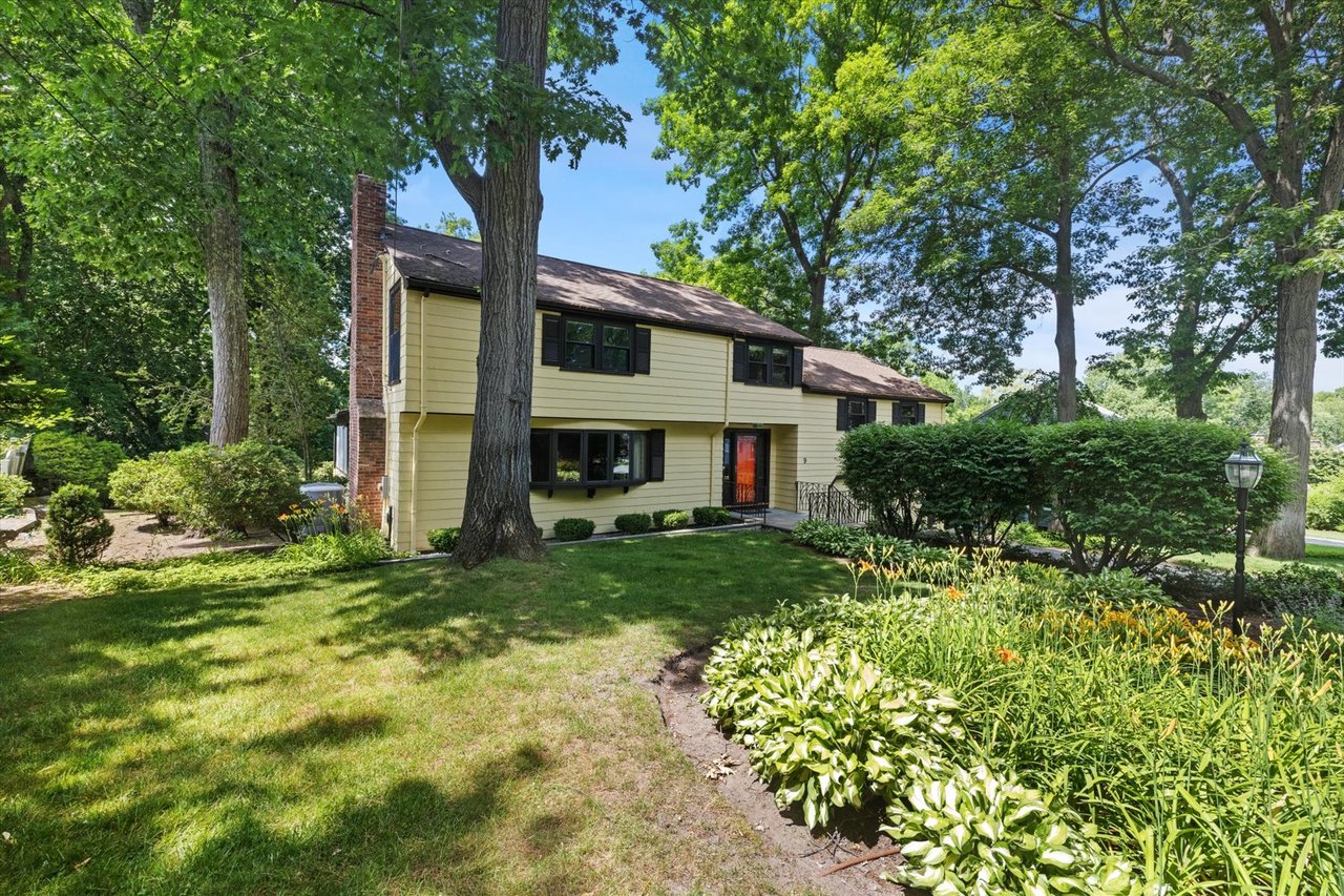 9 Plymouth Road 