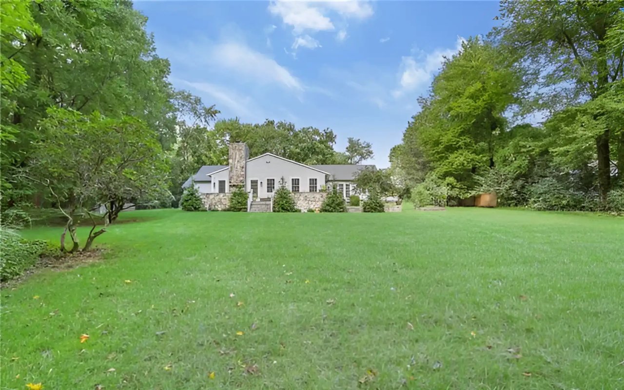 3663 Congress Street, Fairfield, CT 06824
