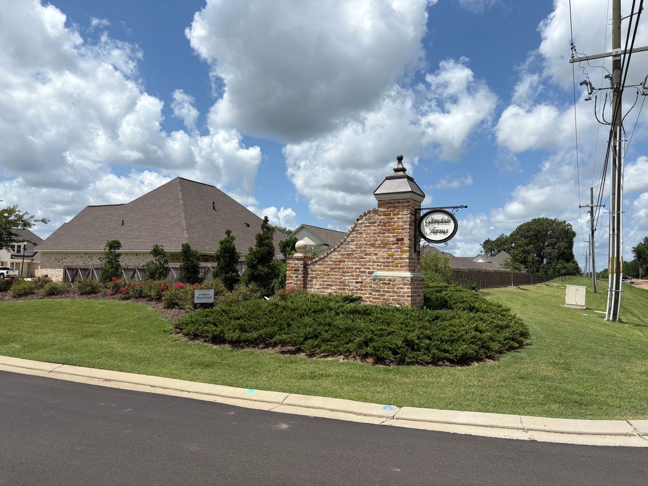 Glendale Farms, Canton