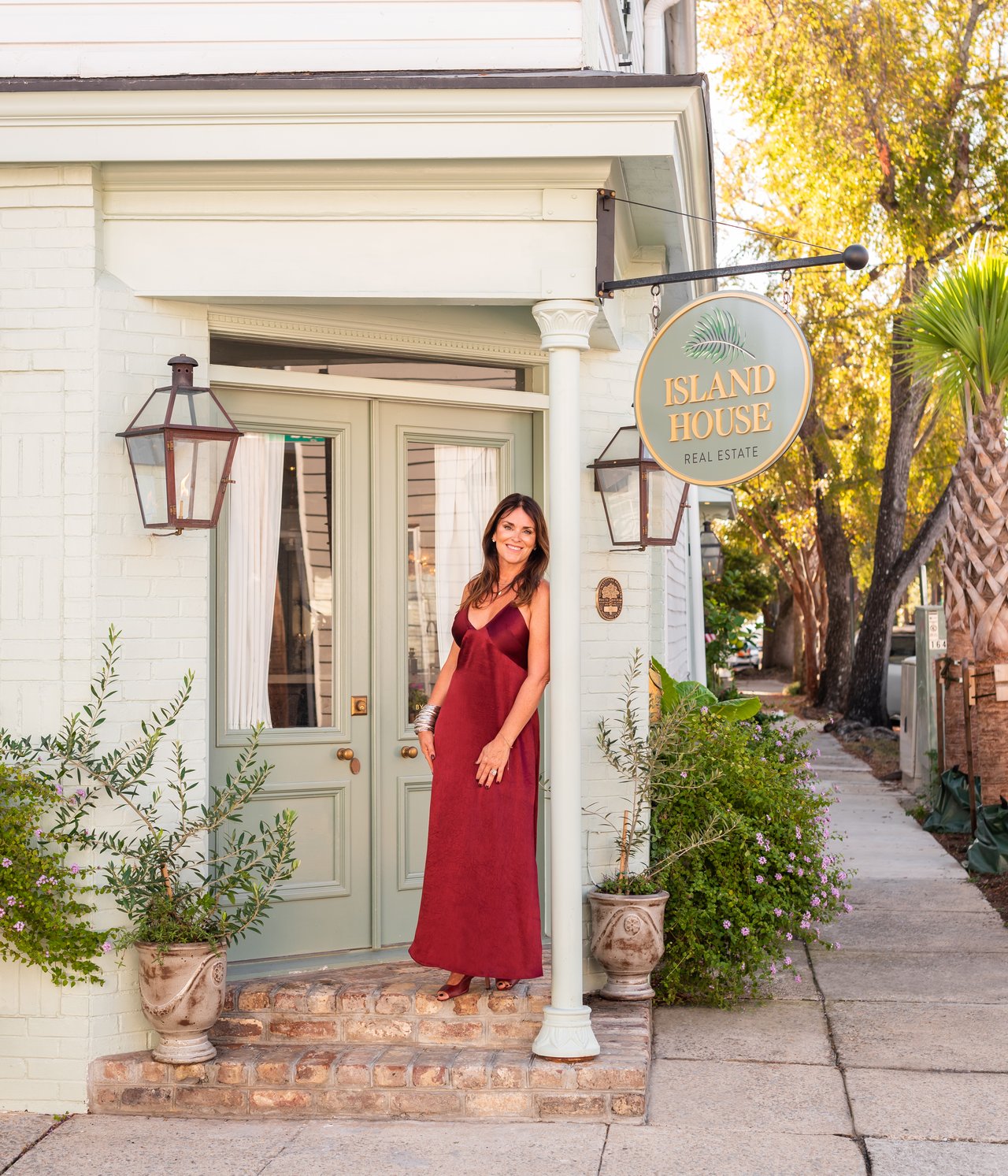 Expert Forecasts for the 2025 Housing Market