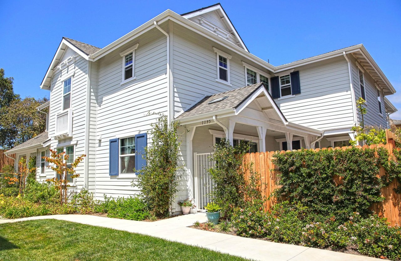 1195 Calle Lagunitas
