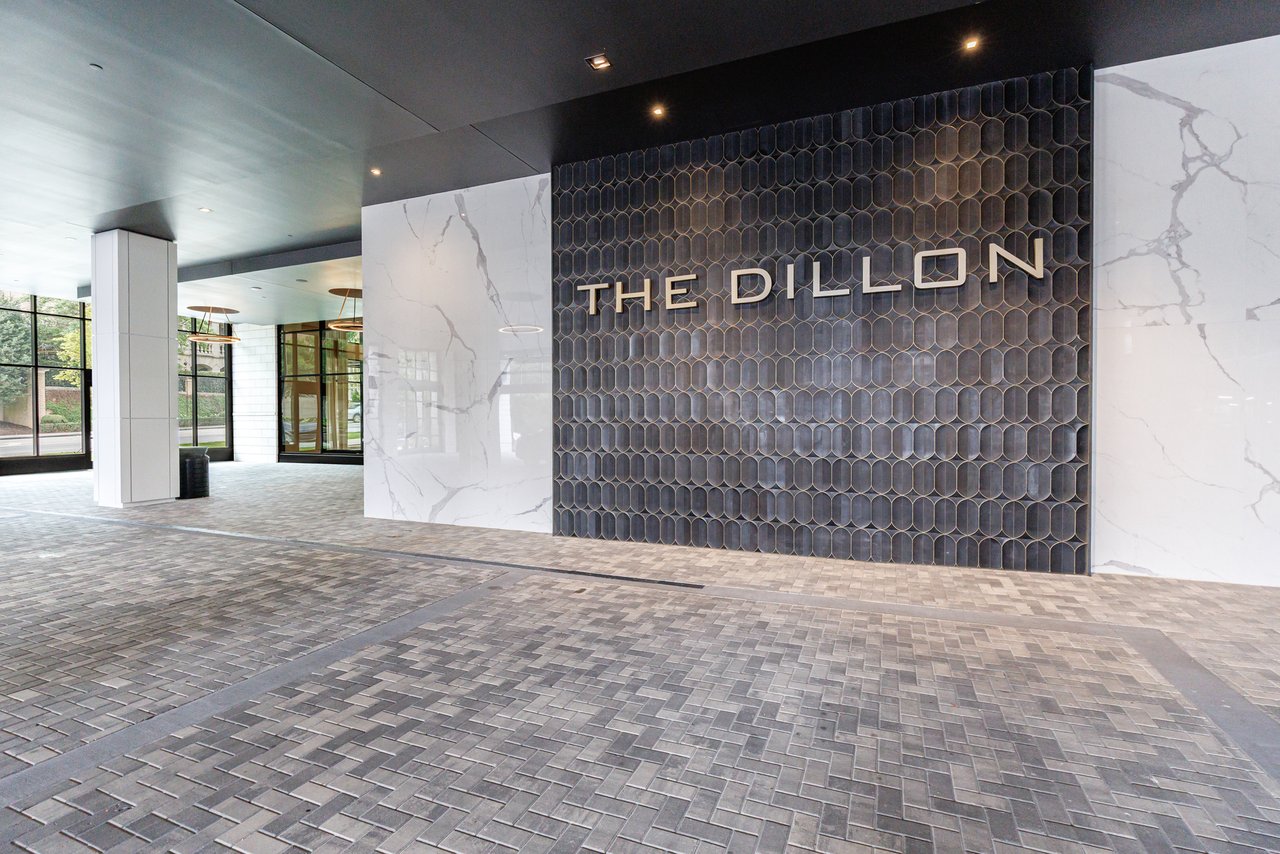 2425 Peachtree Road Unit 1806