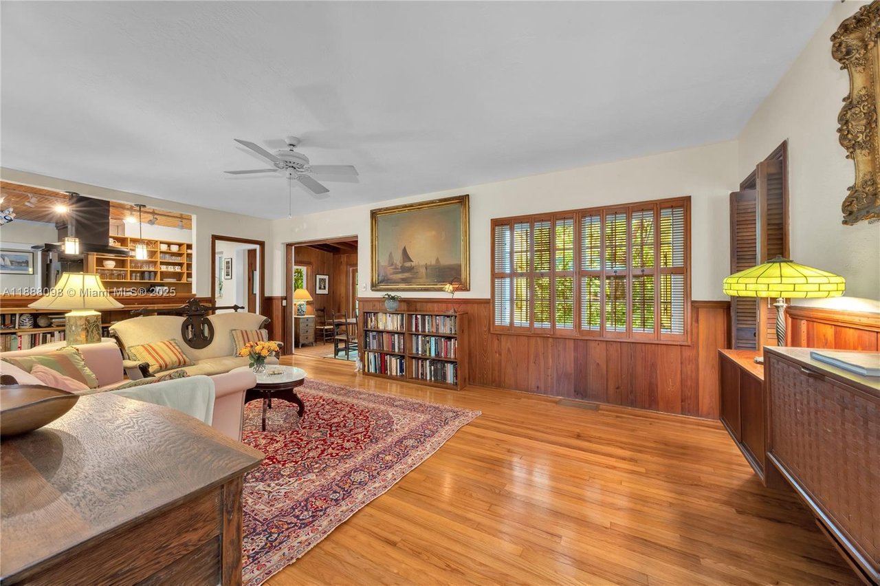 1 Grove Isle | Unit A908