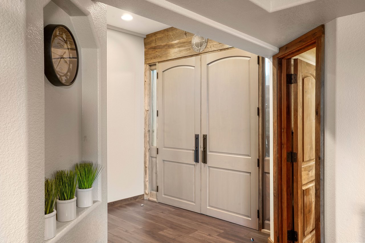 7674 Paleo Way