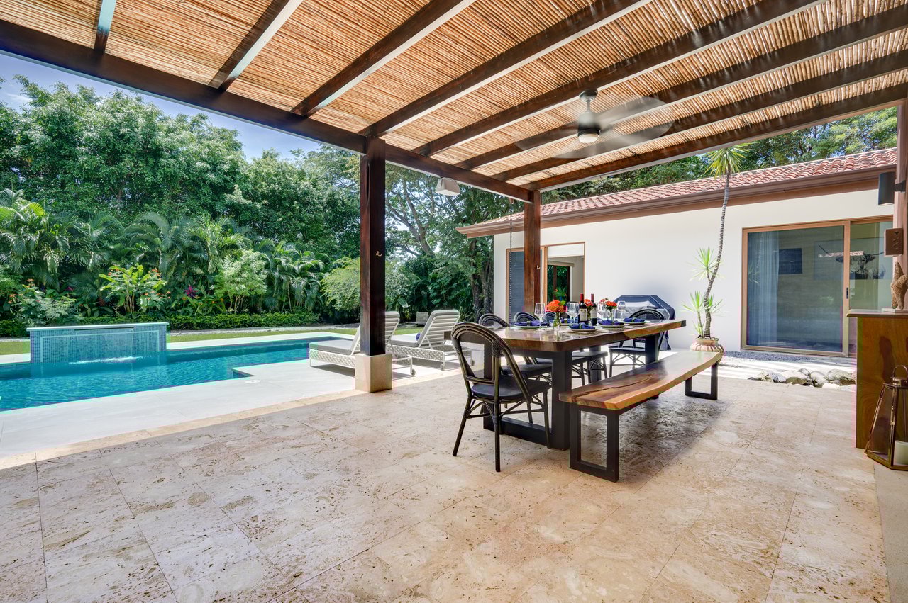 Casa Pachote | Exquisite 4-Bedroom Luxury Home in Hacienda Pinilla’s Reserva de Golf