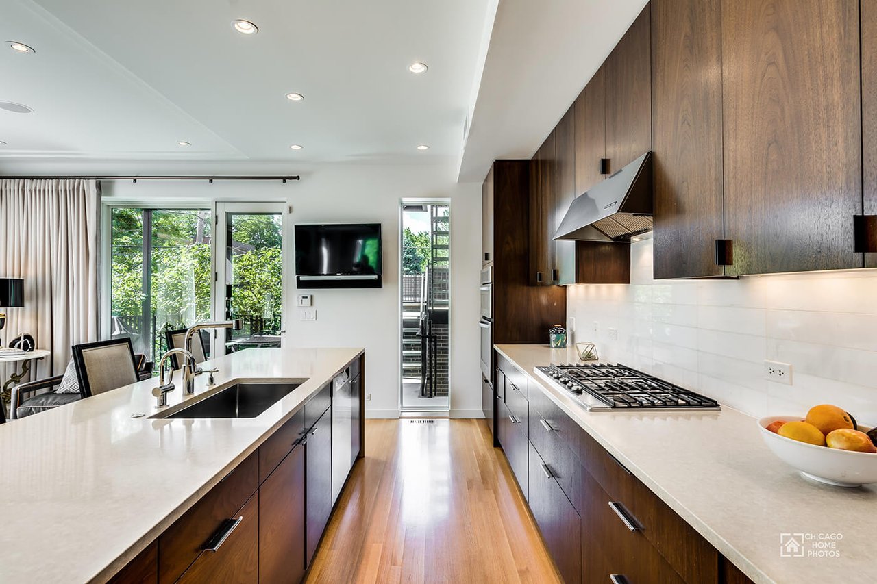 Sold | 2213 West Homer