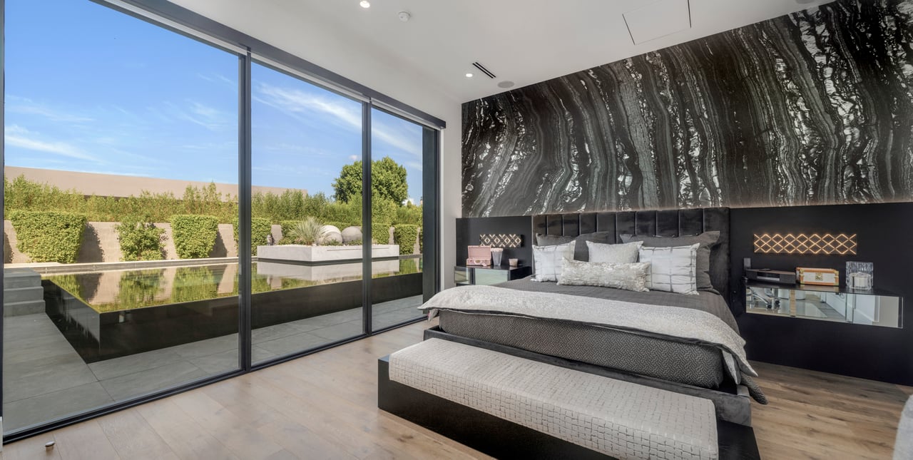 6914 E Cactus Wren Road