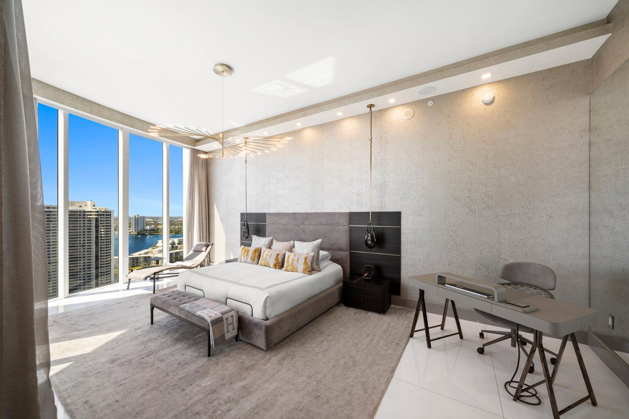 4100 Island Blvd # 1 Unit: PH-1