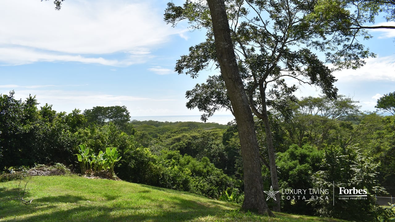 21567 - Flat Ocean View Lot in Nativa Resort, Central Pacific