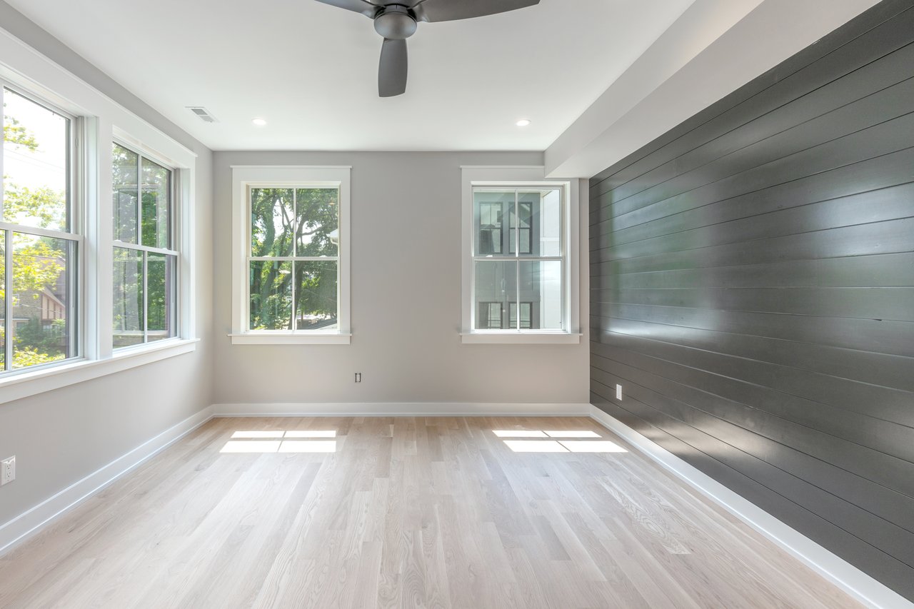 161 Carpenter Ln, Philadelphia, PA 19119