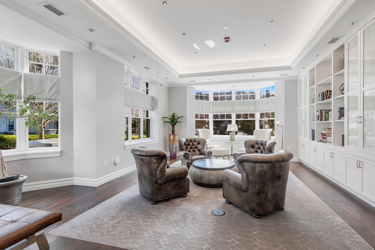 8201 River Rd, Bethesda, MD 20817