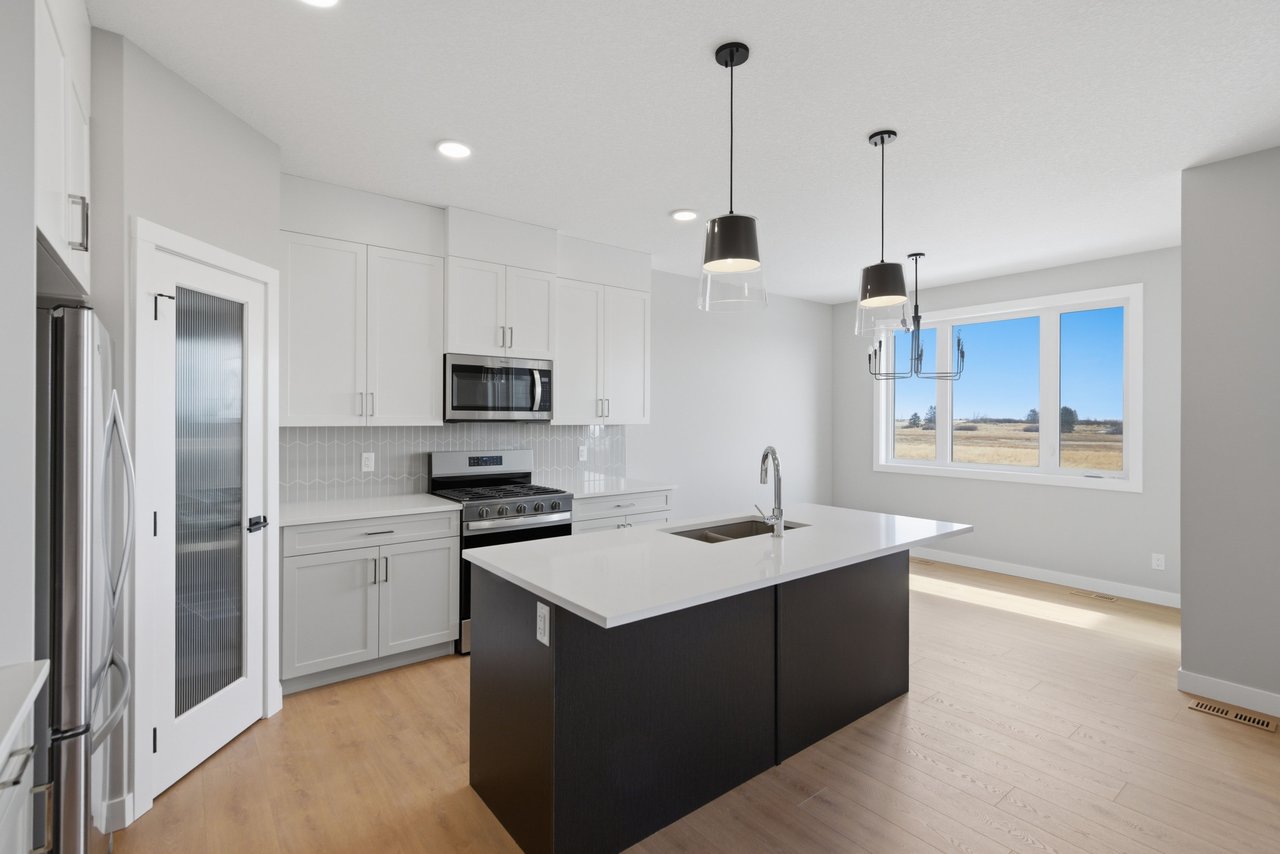 139 Belvedere Crescent SE