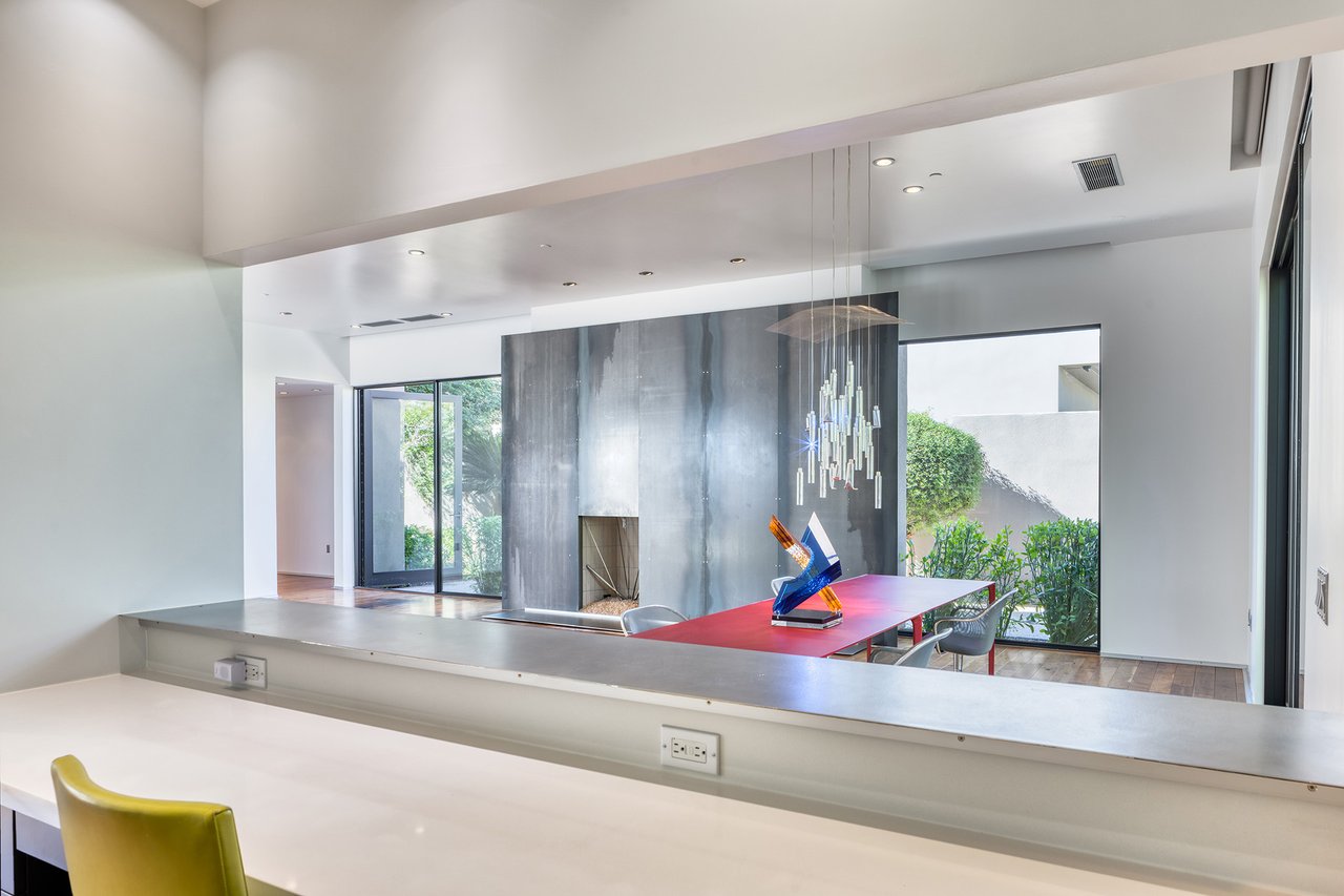 5434 E Lincoln Drive 50