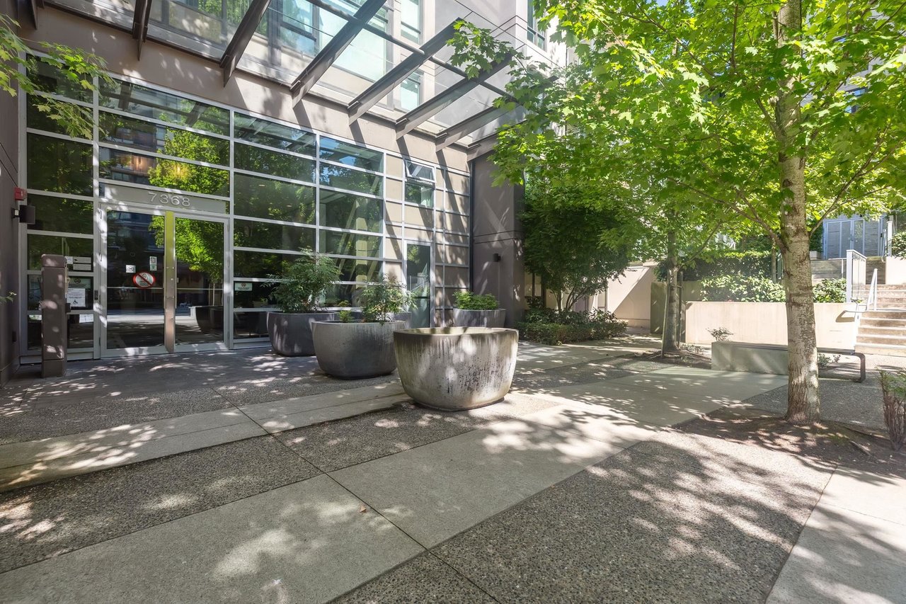 7368 Gollner Ave, #707