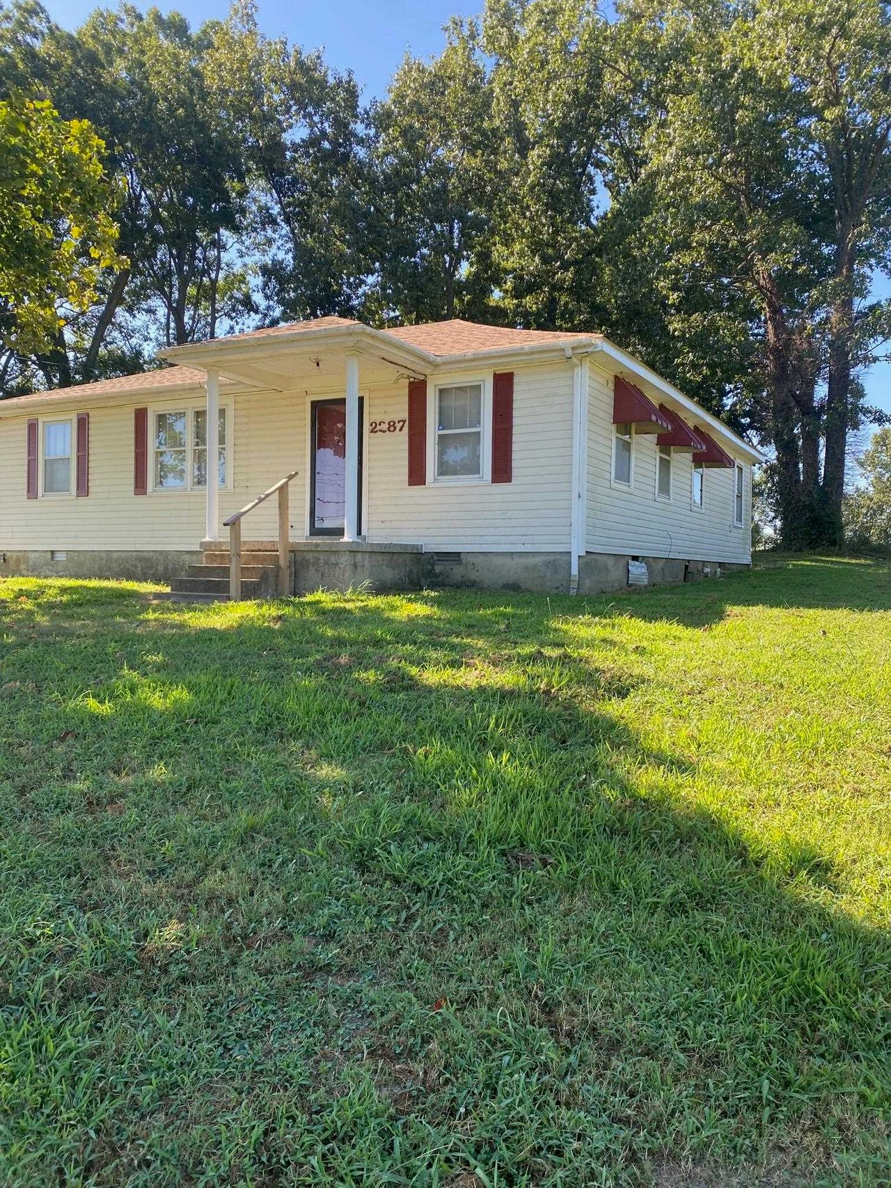 2287 Highway 54 E