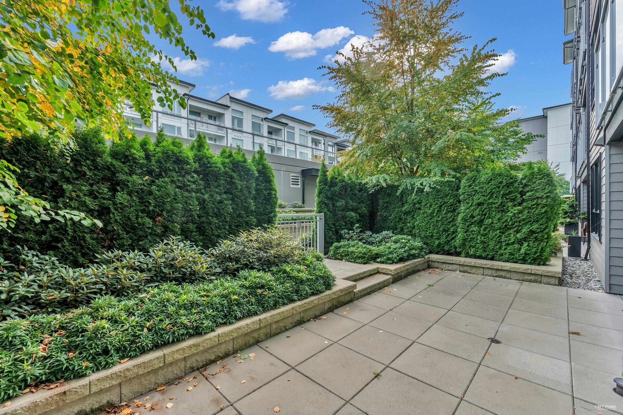 9213 Odlin Rd, #120