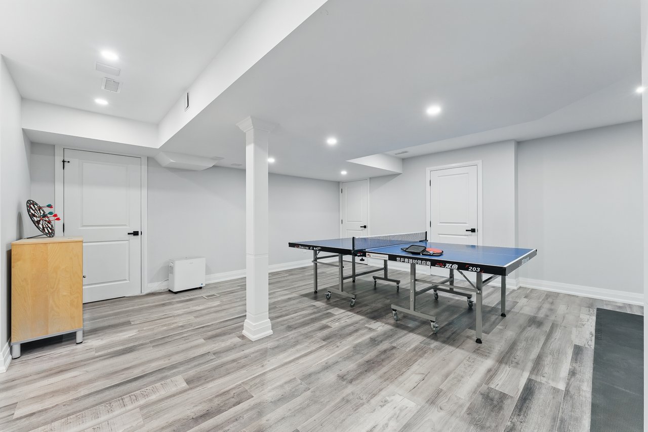 1543 Point-O-Woods Road