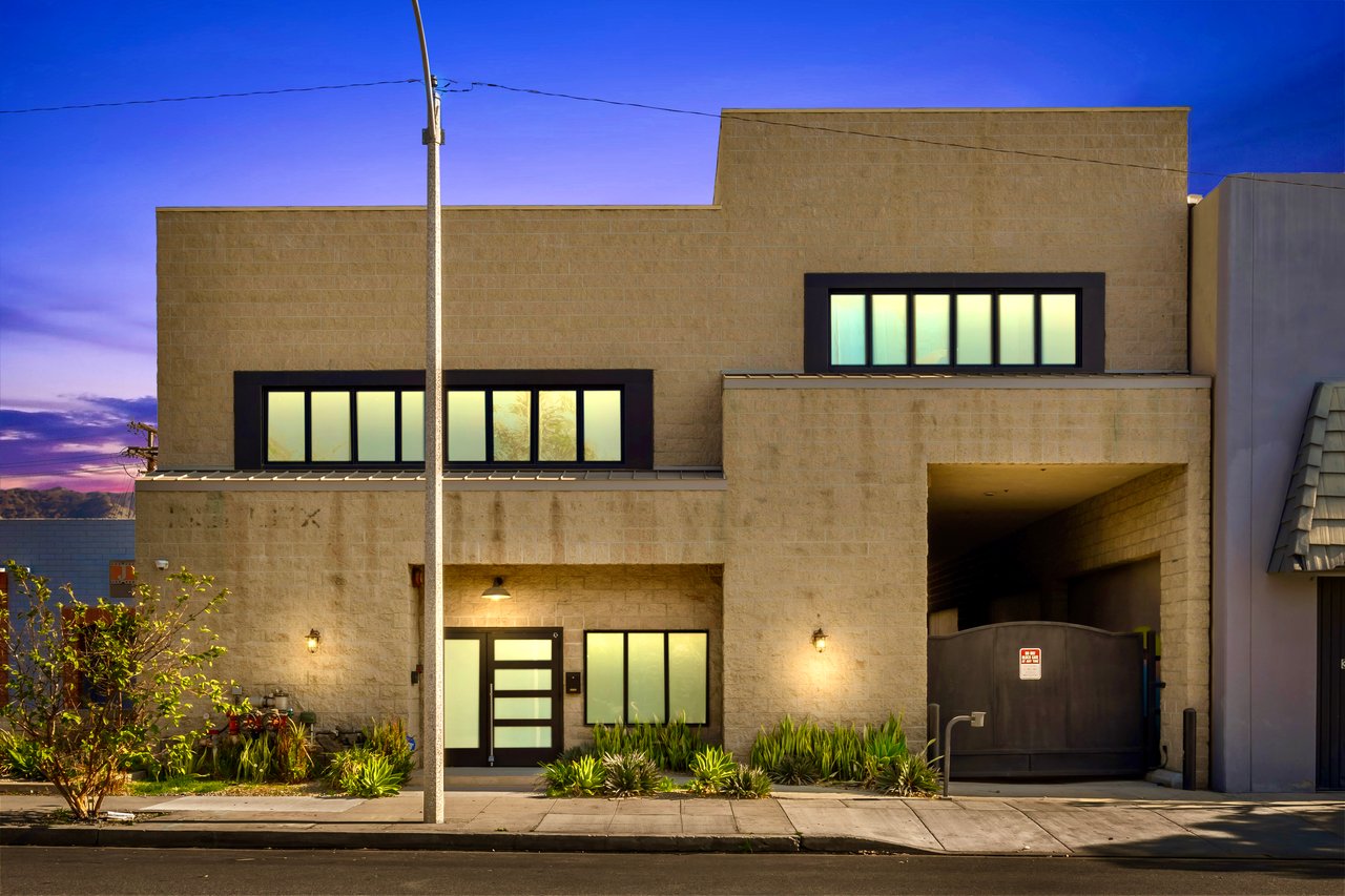 3058 N. Lima St.