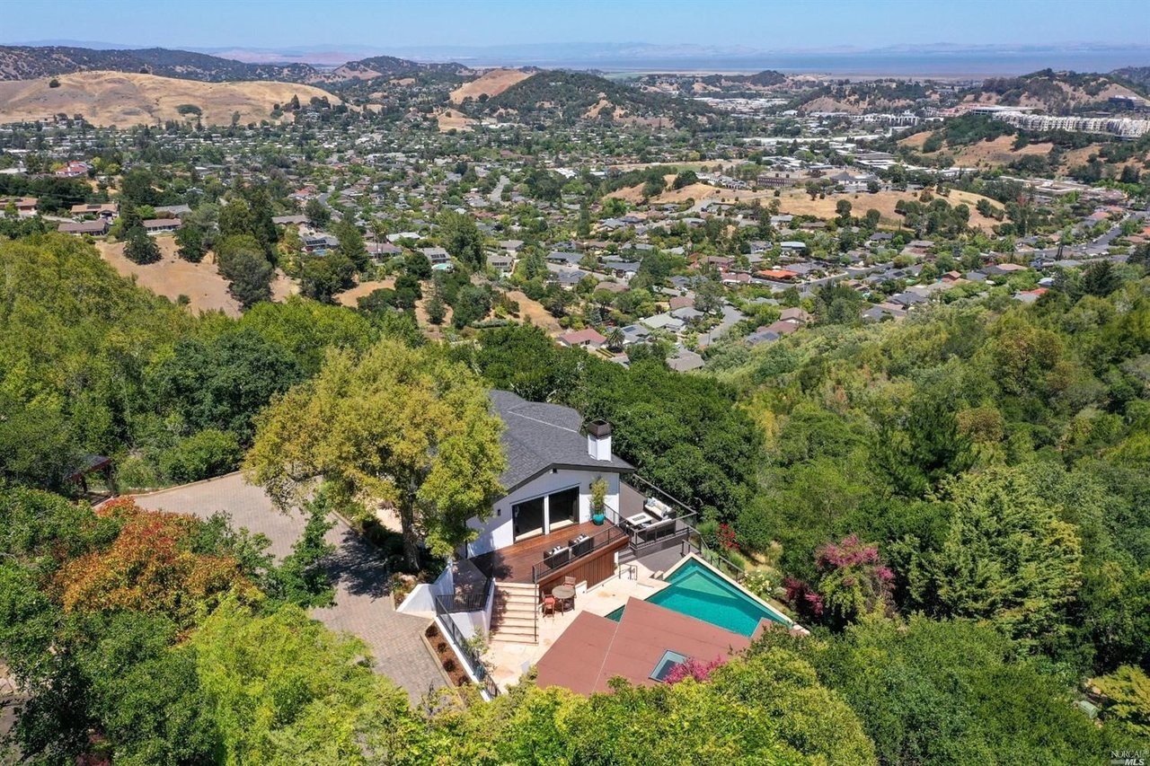 731 Fawn Dr