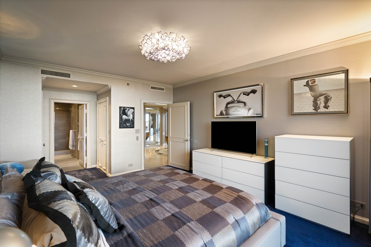 2660 Peachtree Road #24CD
