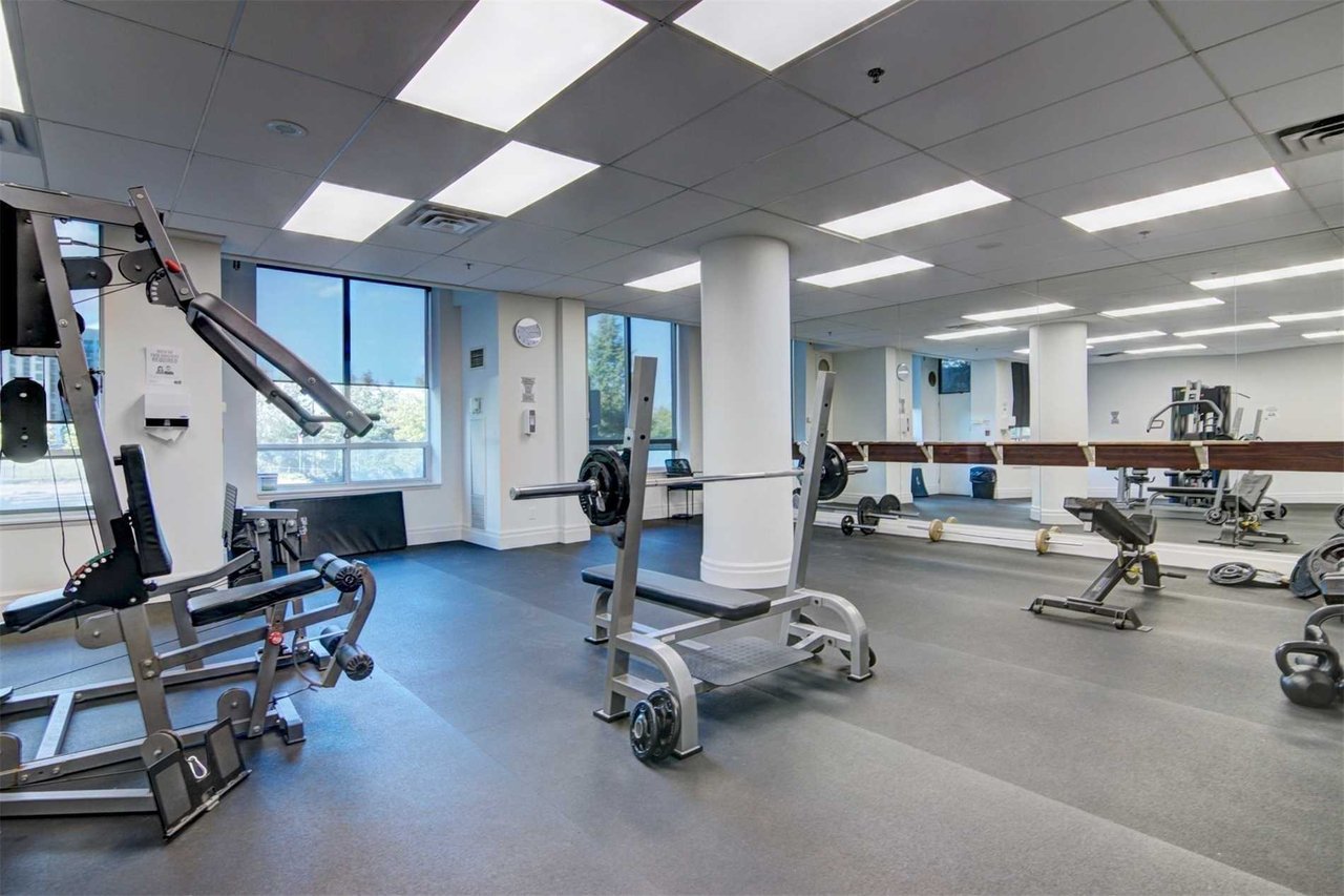 39 Oneida Crescent PH6