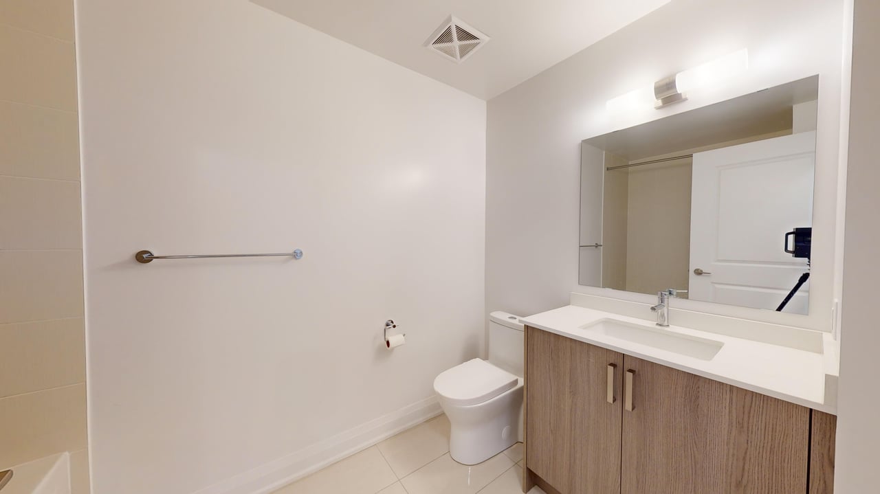 10 Gatineau Drive Unit: 209