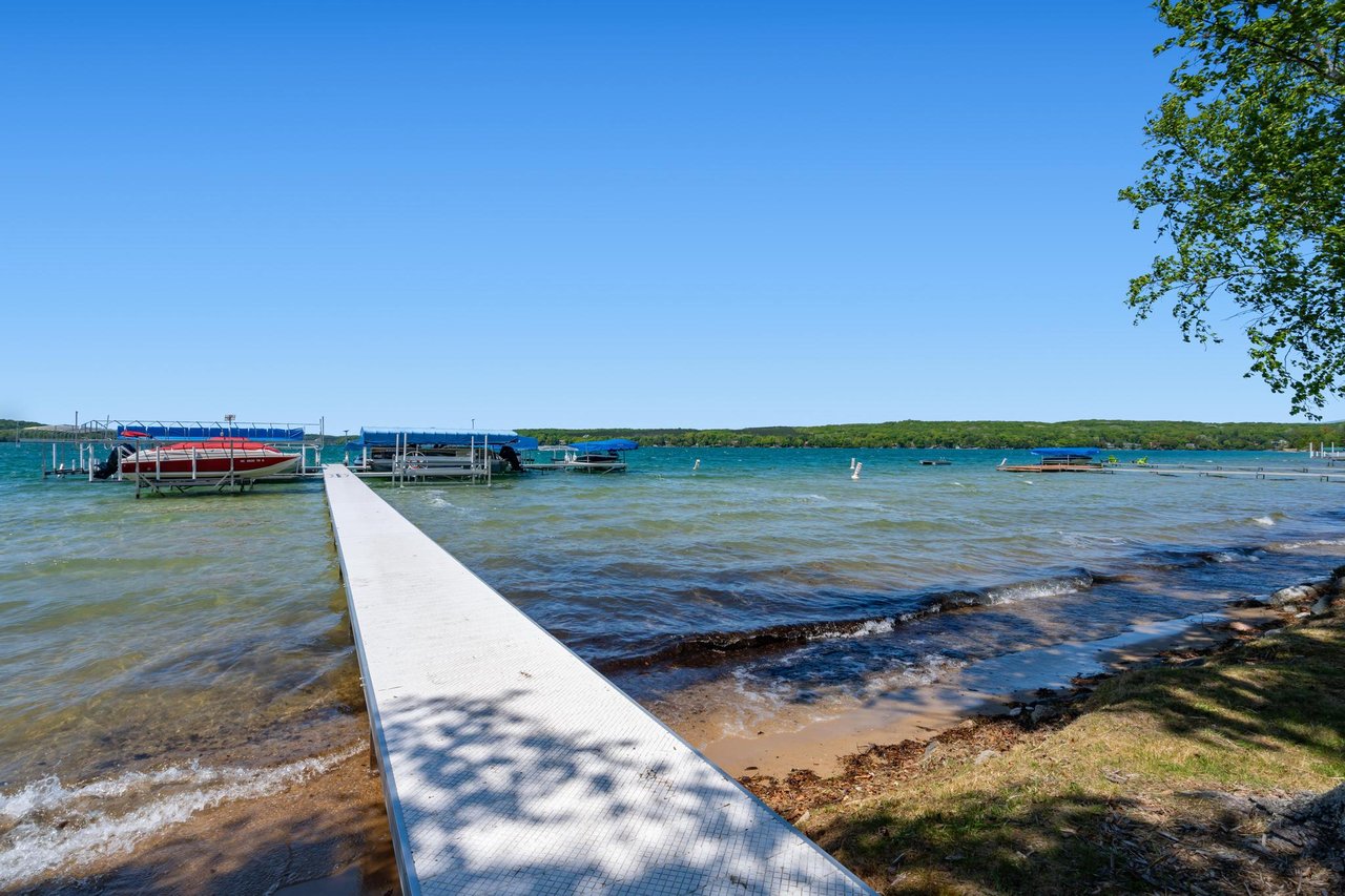 Wildwood Condo, Walloon Lake