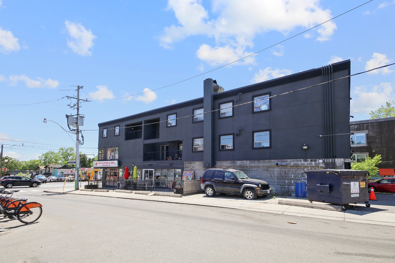 1328 Gerrard Street E Unit: 203