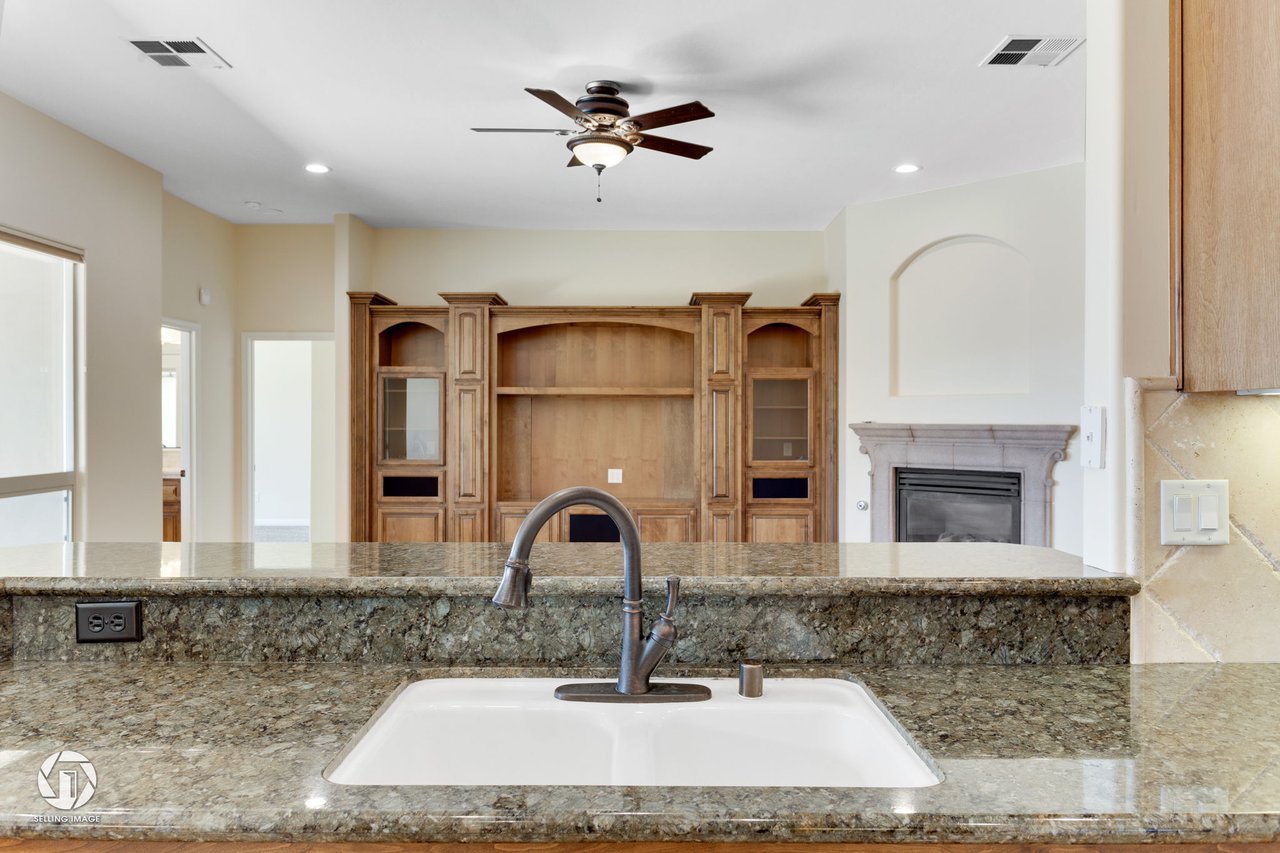 14201 Santa Fe Ct