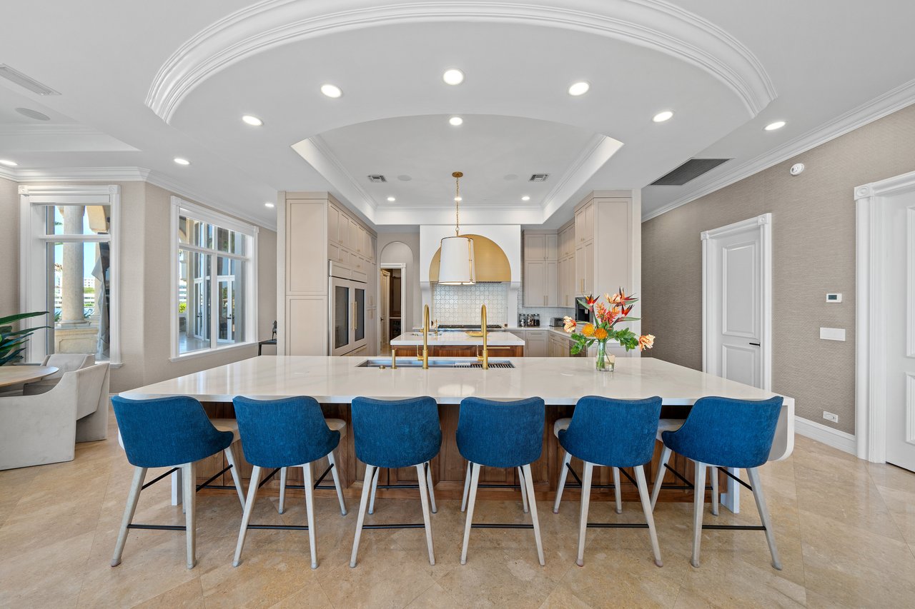 2593 SE 8th St, Pompano Beach, FL 33062