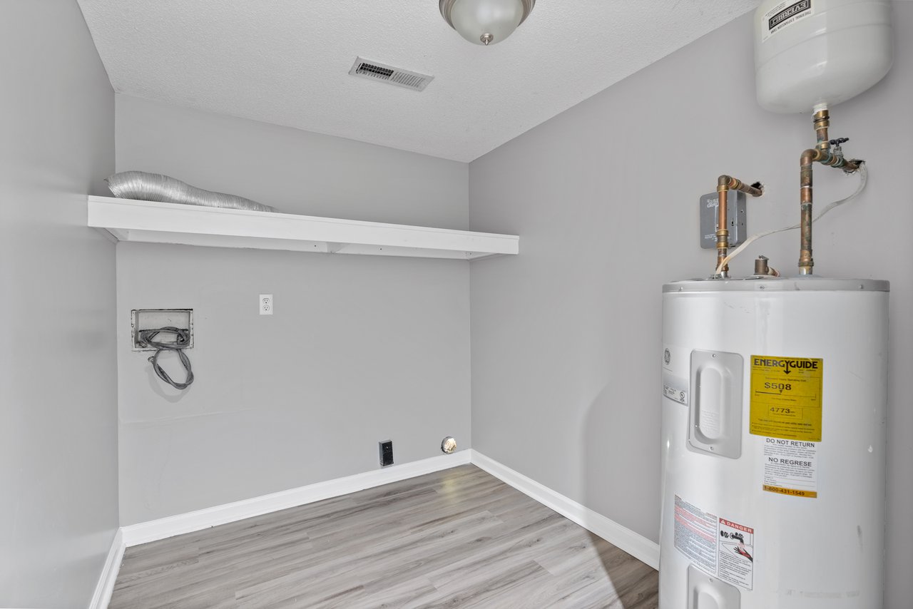 Four Bedrooms in Madison City School District!!!