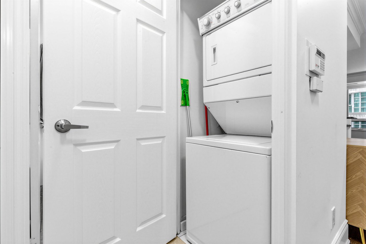 Beautifully Appointed 1-Bedroom Suite