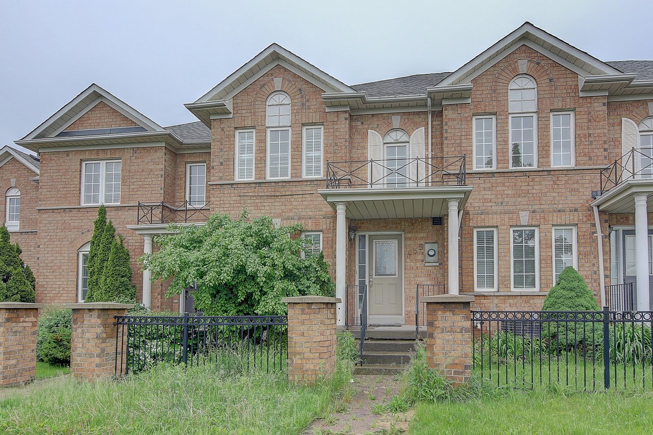 455 Postridge Dr