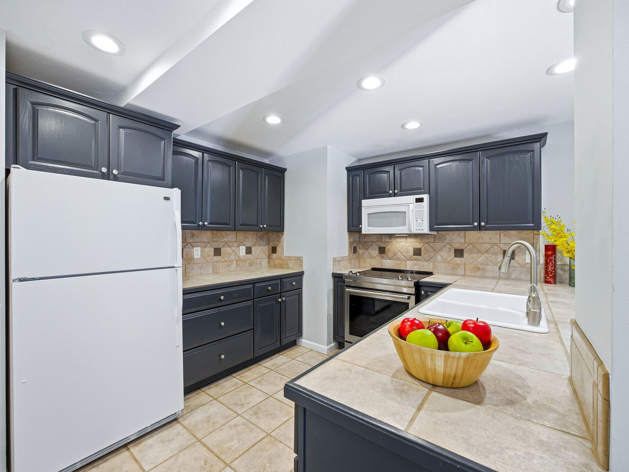 1650 Fall Ridge Road 412