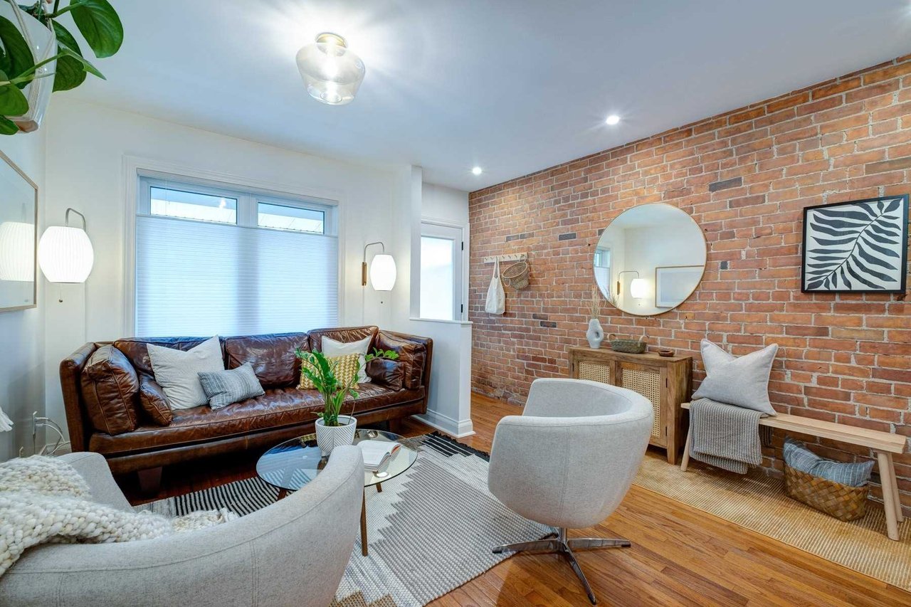 64 Lawlor Ave