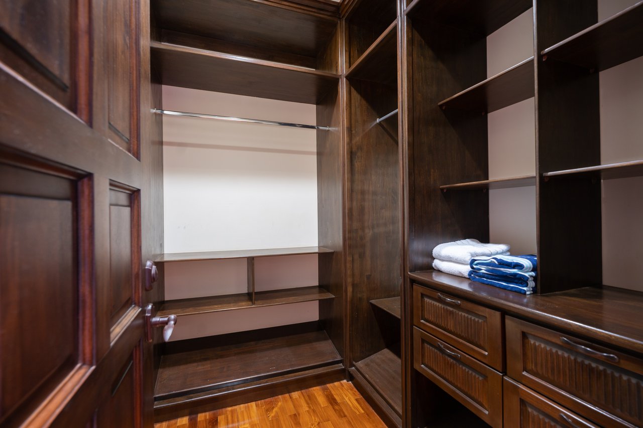 Los Malinches 6 | Luxury Spanish Colonial Townhouse in Hacienda Pinilla