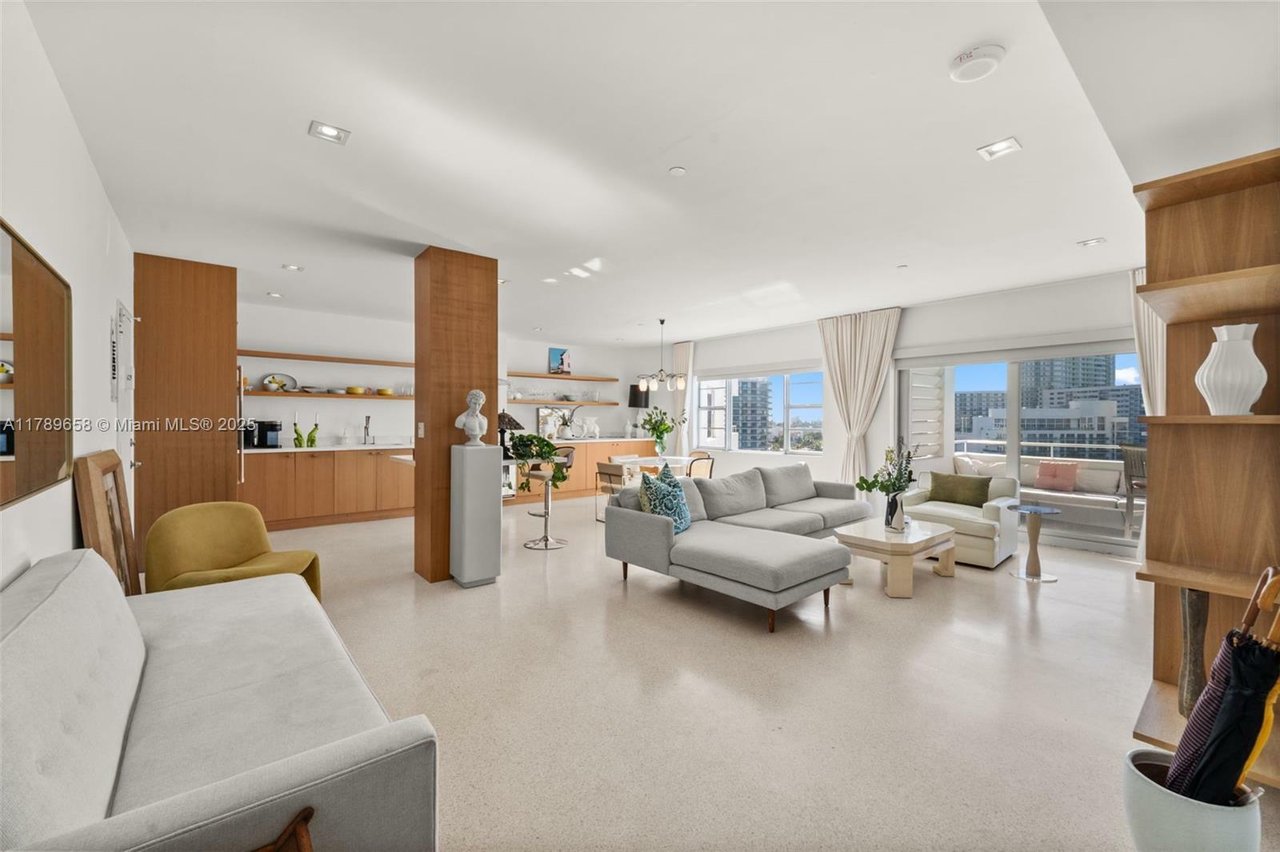 16 Island Ave #8F