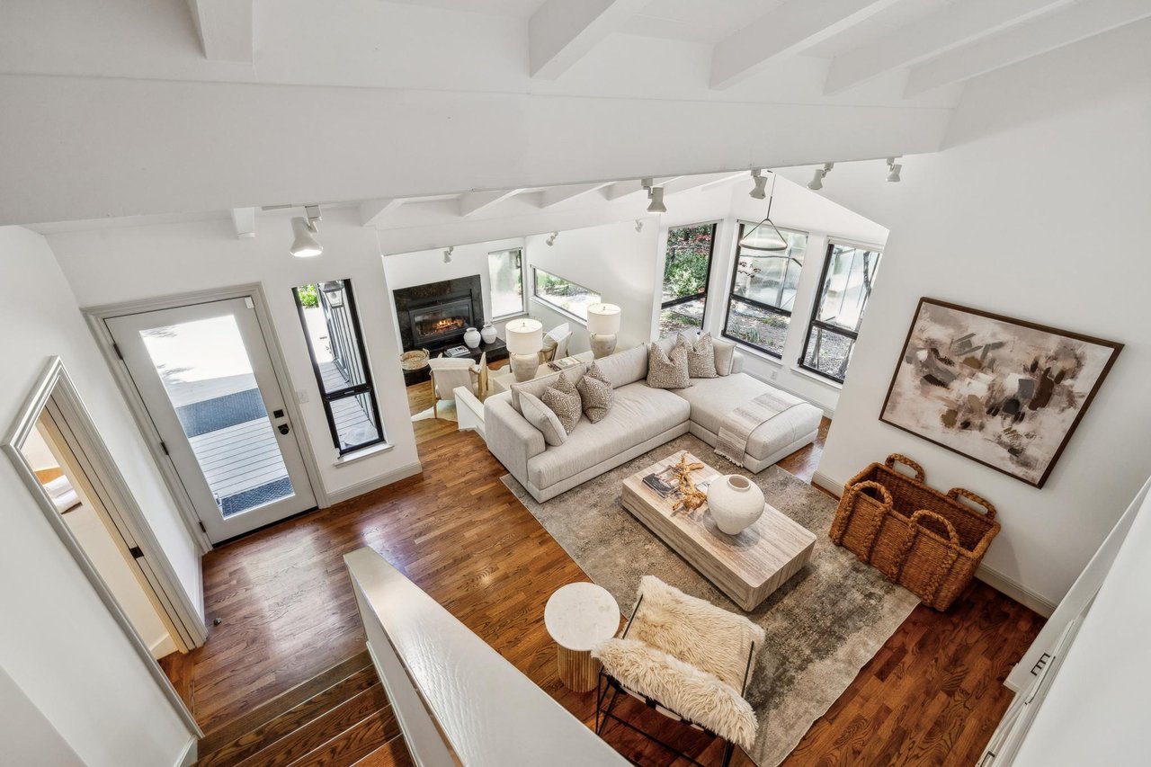 138 Bolivar LN